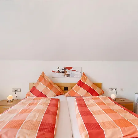 Eva Heinemann Apartment